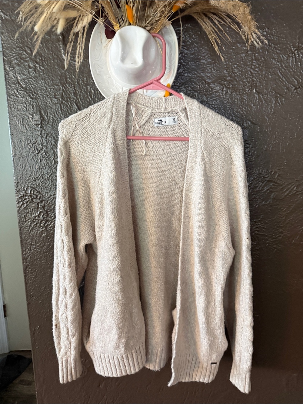 Hollister Cream Open-Front Knit Cardigan